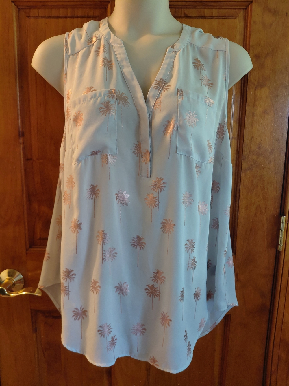 torrid Cream Colored Sleeveless Palm-Print Camisole with Rose Gold Accents